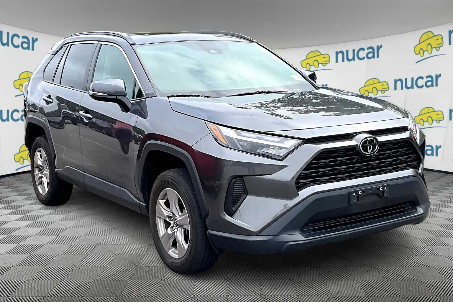 2023 Toyota RAV4 XLE - Photo 2