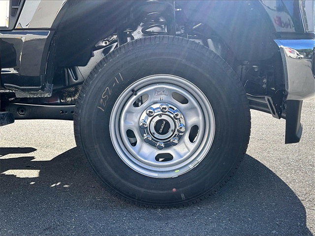 2025 Ford F-250SD XL - Photo 12