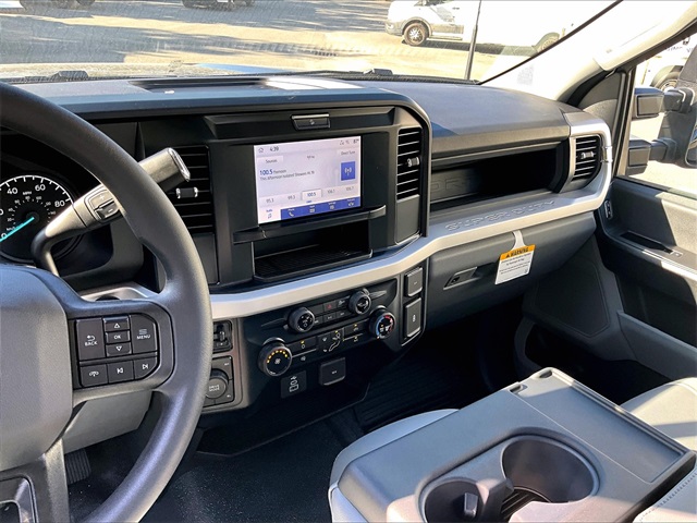2025 Ford F-250SD XL - Photo 8