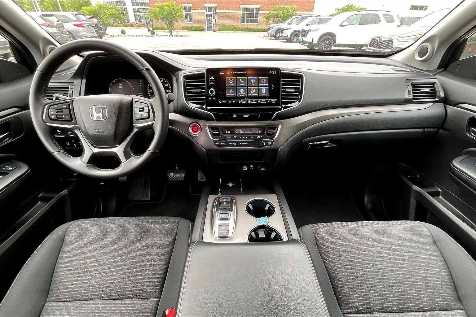 2024 Honda Ridgeline Sport - Photo 21