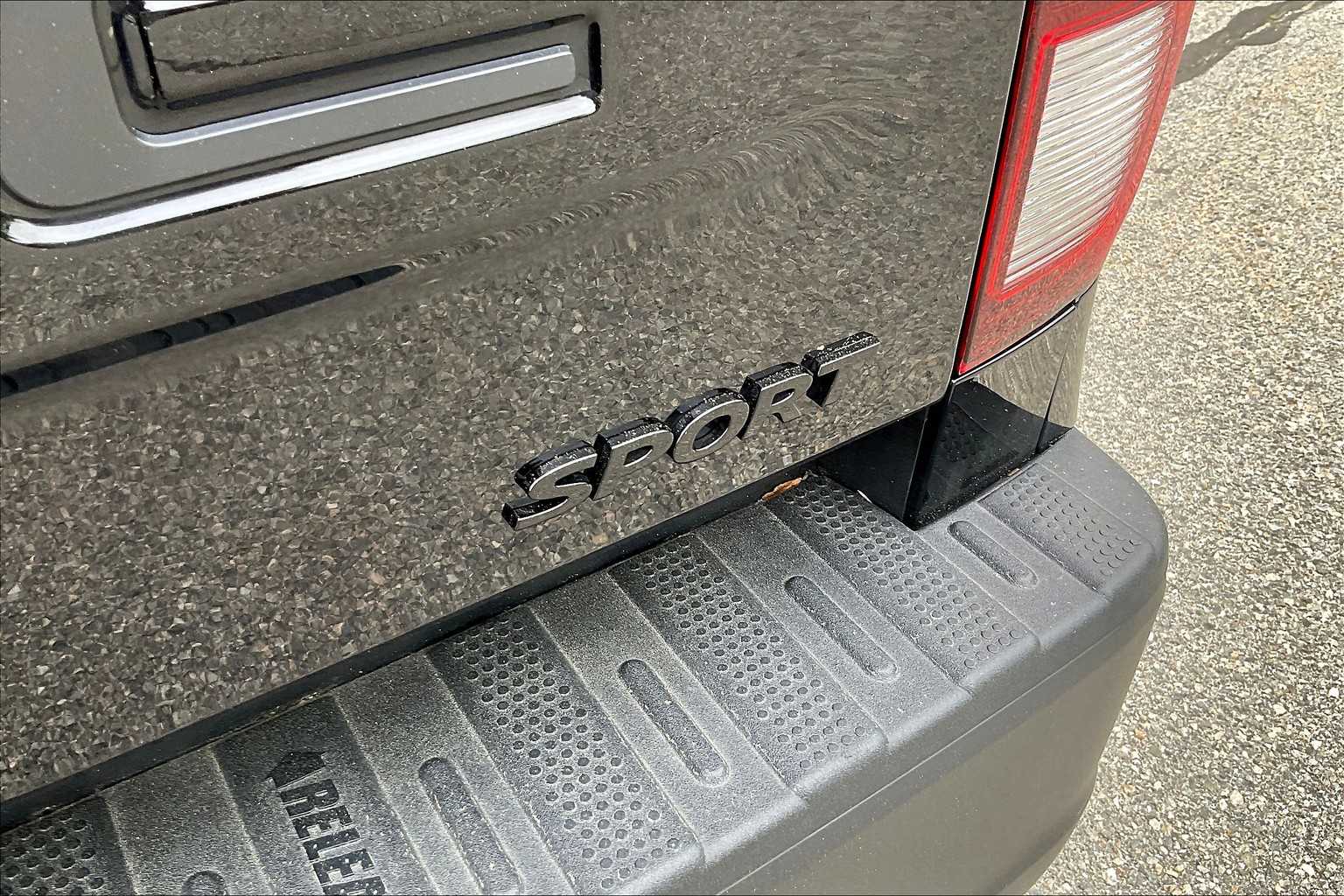 2024 Honda Ridgeline Sport - Photo 27