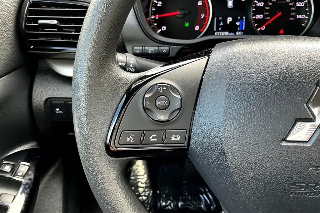 2024 Mitsubishi Eclipse Cross LE - Photo 19
