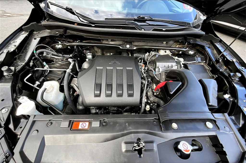 2024 Mitsubishi Eclipse Cross LE - Photo 29