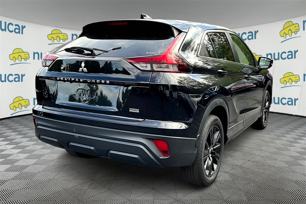 2024 Mitsubishi Eclipse Cross LE - Photo 8