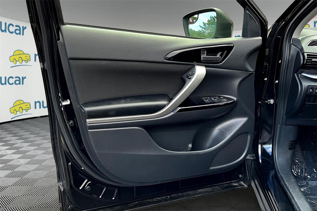 2024 Mitsubishi Eclipse Cross LE - Photo 10
