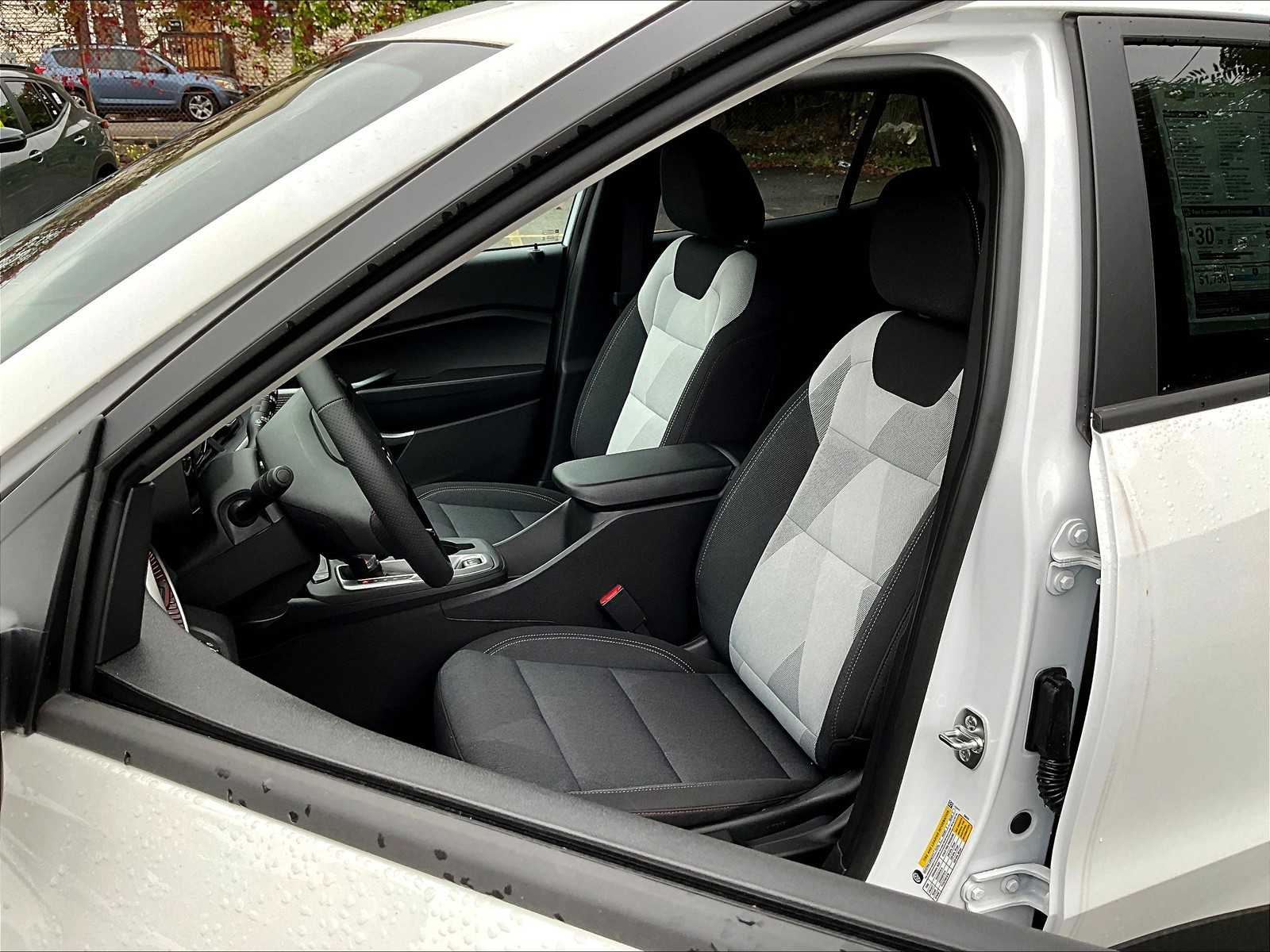 2025 Chevrolet Trax 1RS - Photo 11