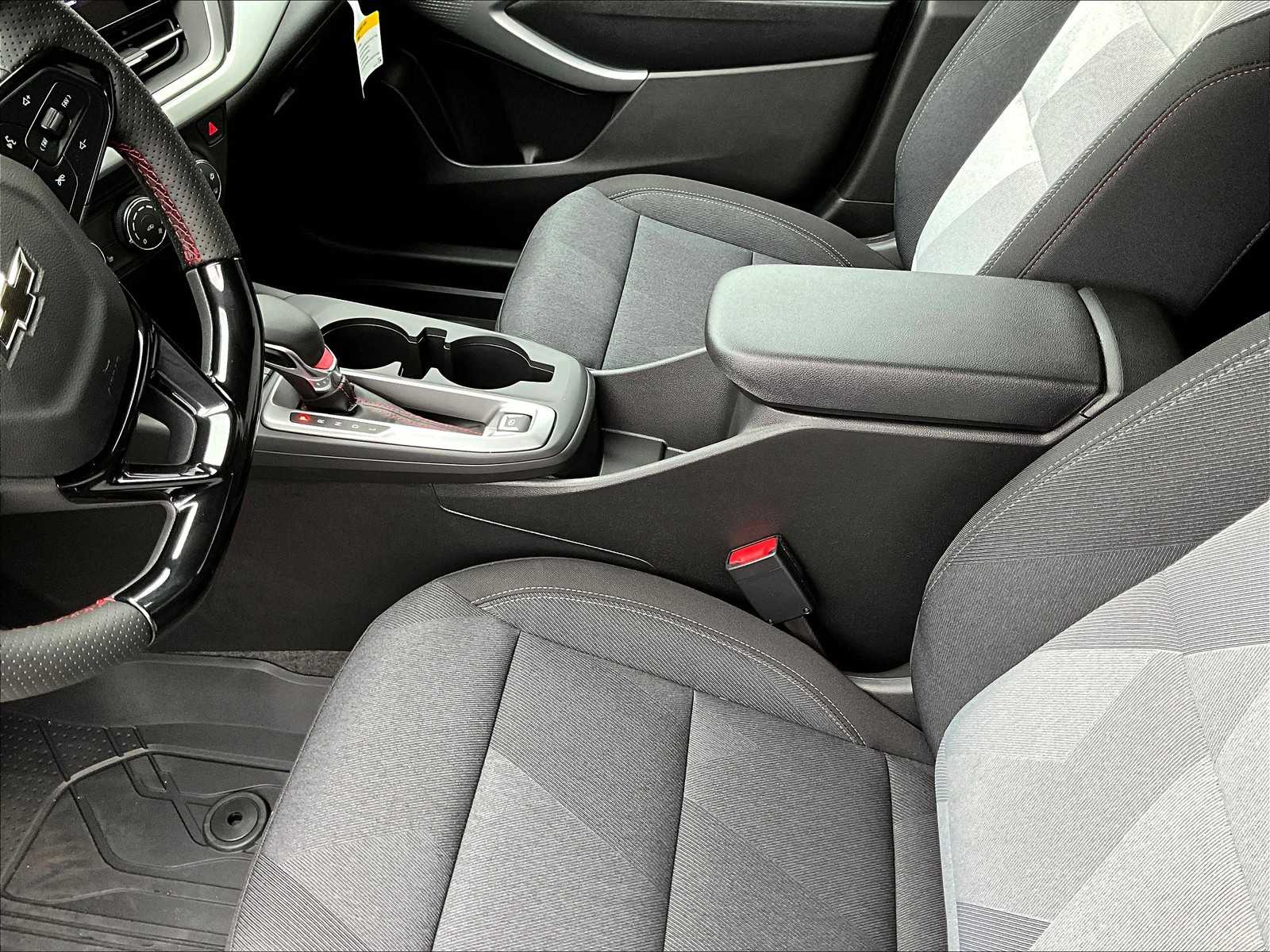 2025 Chevrolet Trax 1RS - Photo 14
