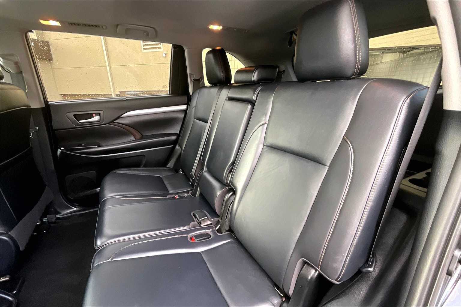 2019 Toyota Highlander XLE - Photo 15