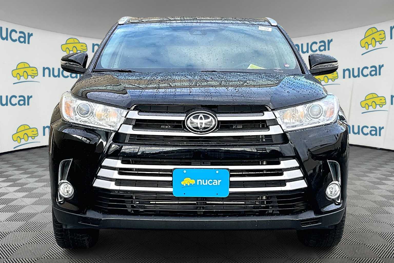 2019 Toyota Highlander XLE - Photo 2