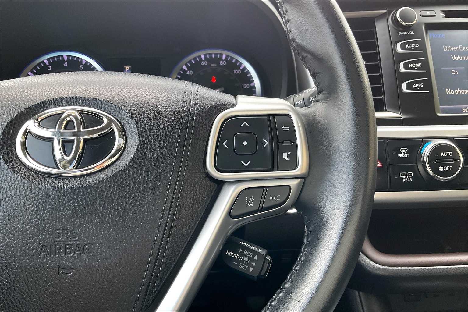 2019 Toyota Highlander XLE - Photo 24