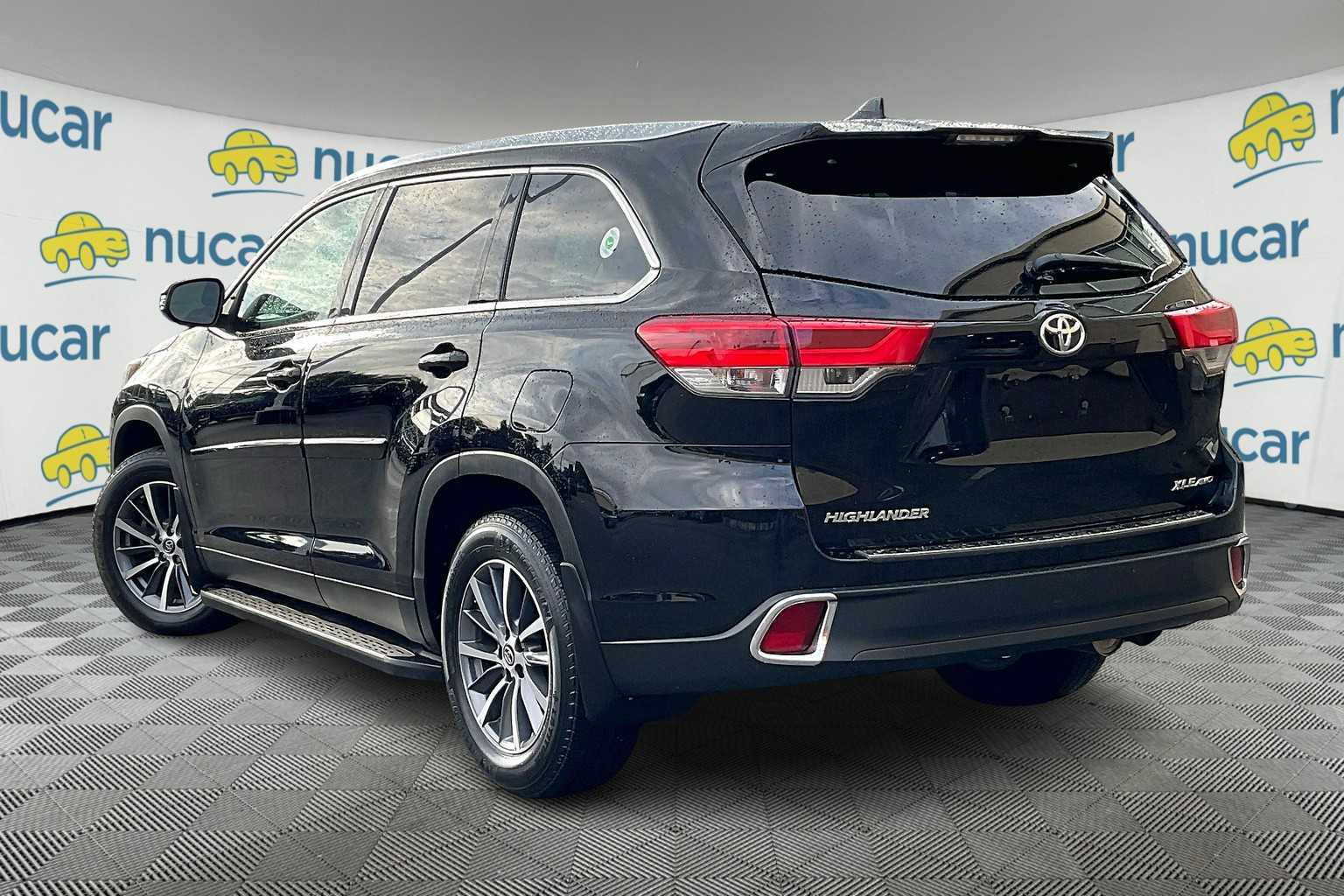 2019 Toyota Highlander XLE - Photo 4