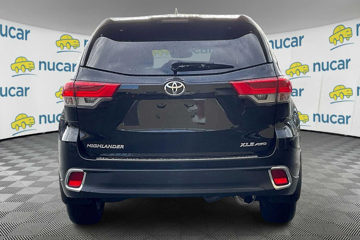 2019 Toyota Highlander XLE - Photo 5