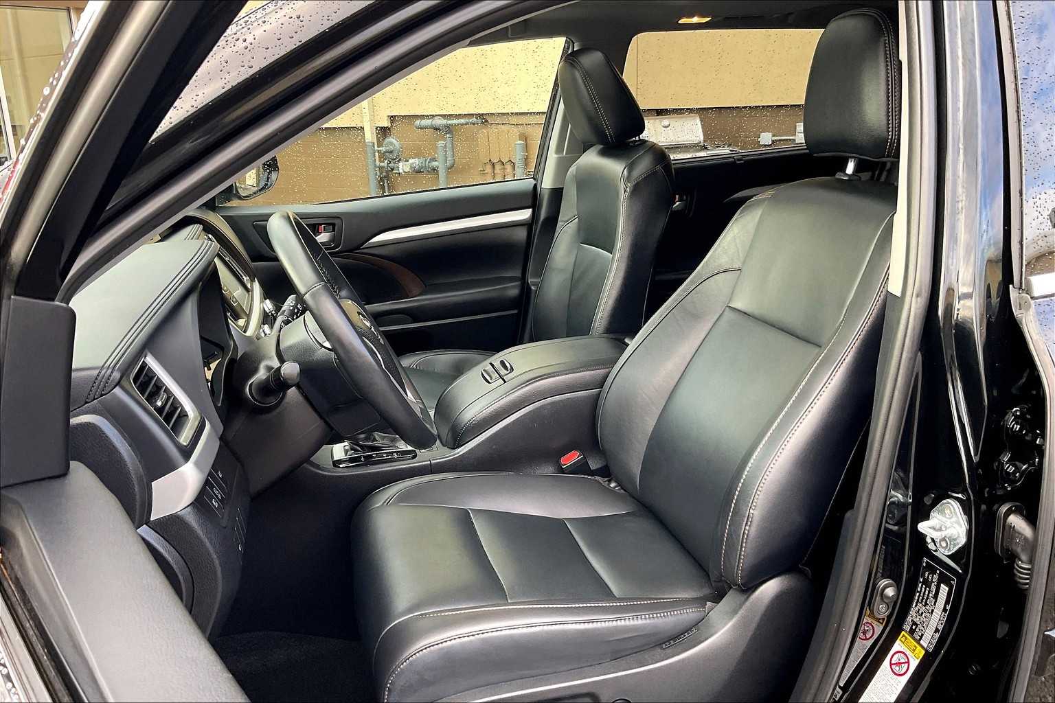 2019 Toyota Highlander XLE - Photo 10