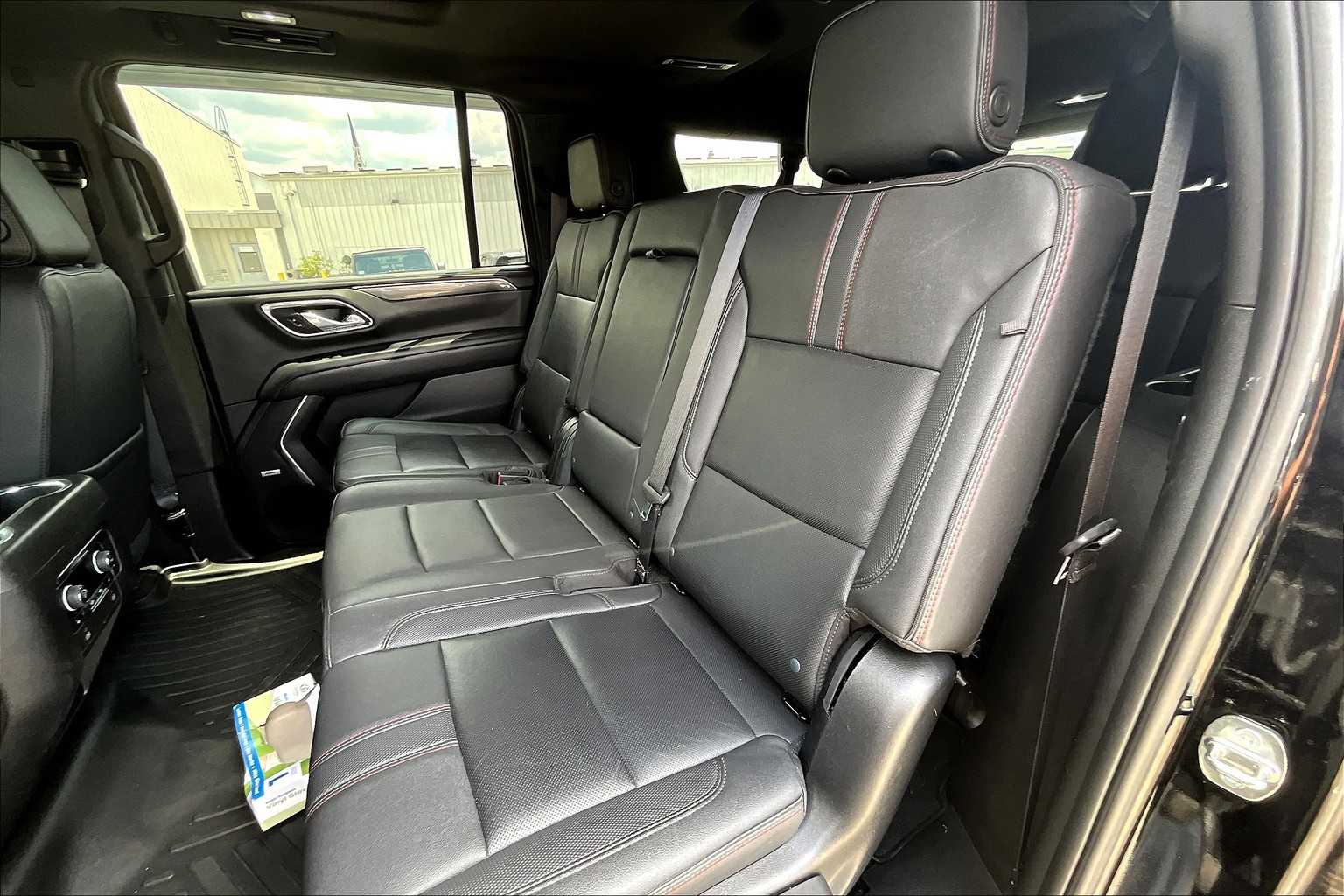 2023 Chevrolet Suburban RST - Photo 15