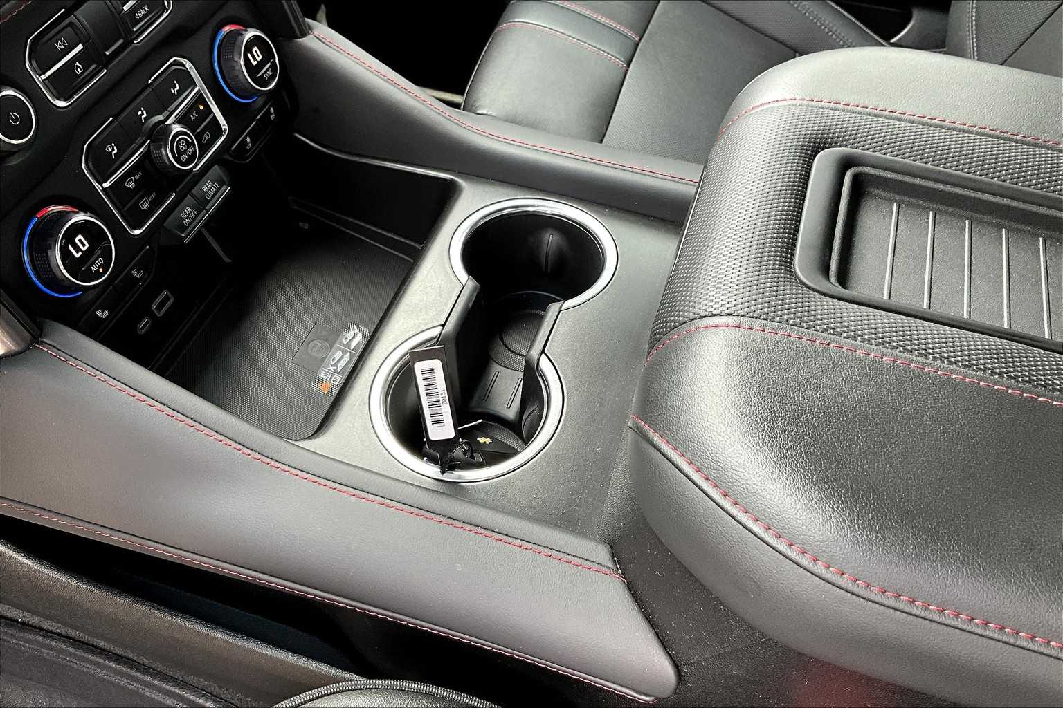 2023 Chevrolet Suburban RST - Photo 21