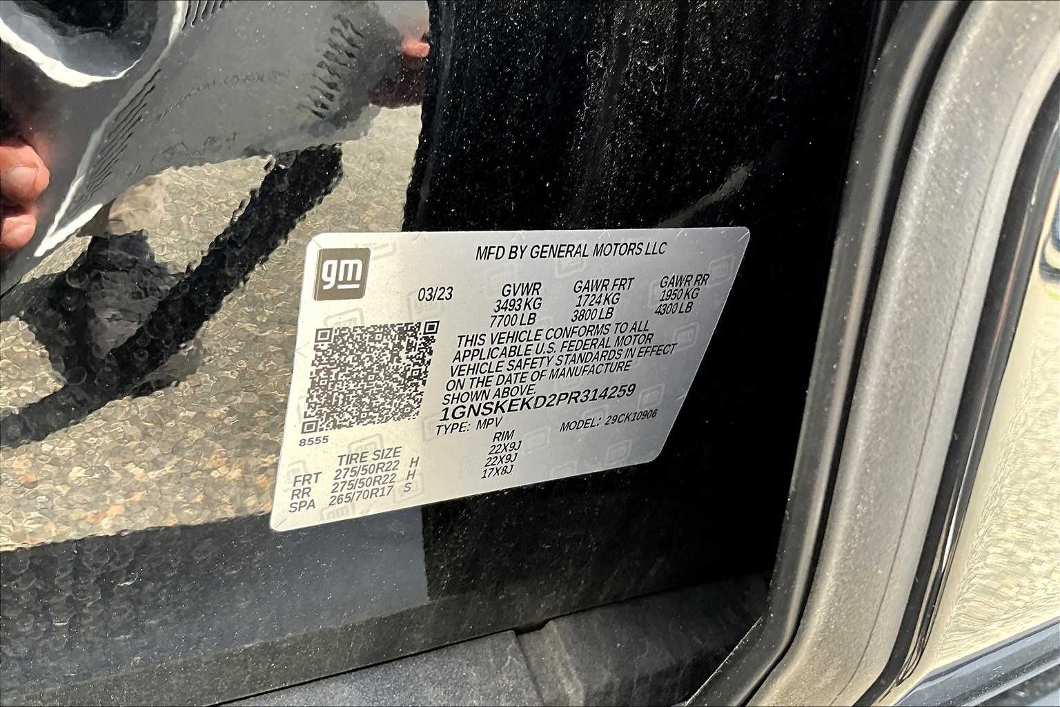 2023 Chevrolet Suburban RST - Photo 35