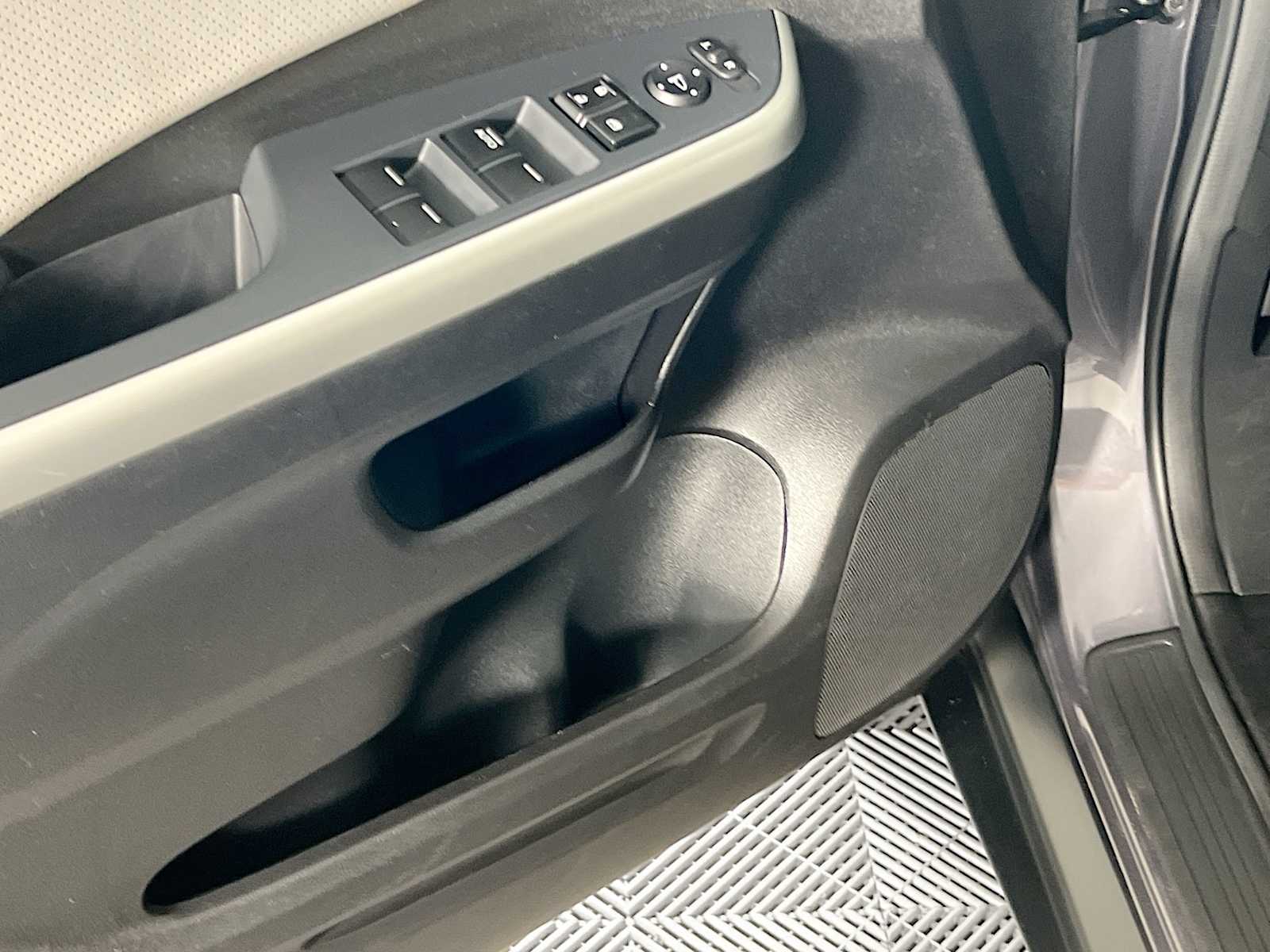 2015 Honda CR-V Touring - Photo 18