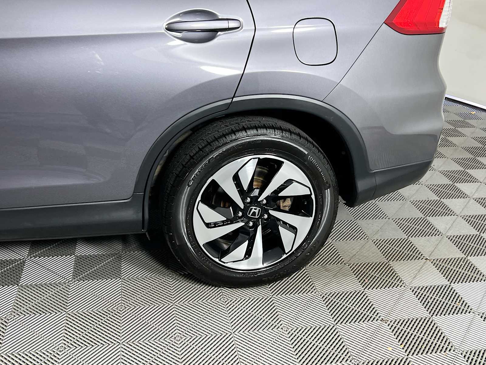 2015 Honda CR-V Touring - Photo 31