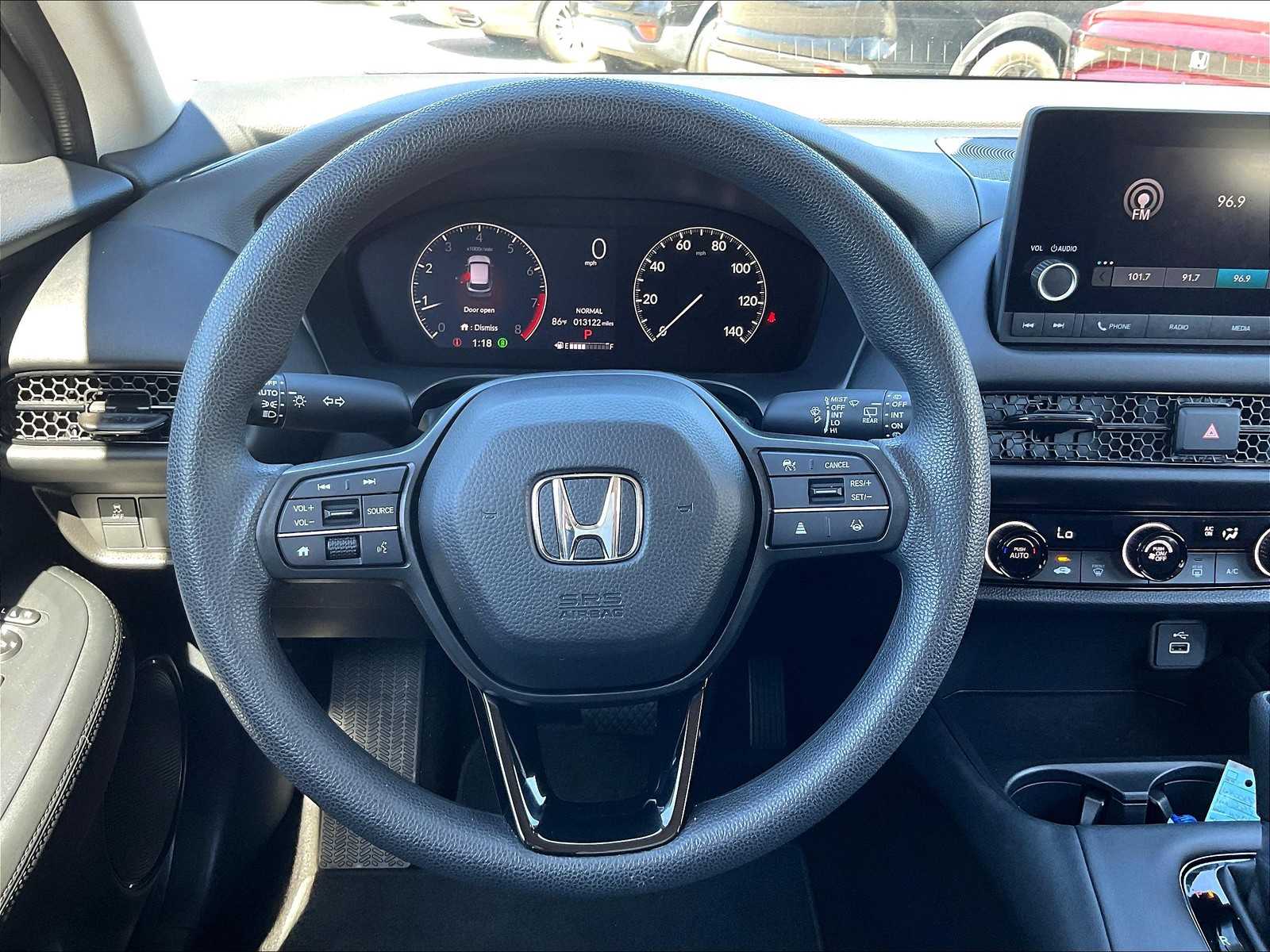 2023 Honda HR-V LX - Photo 13