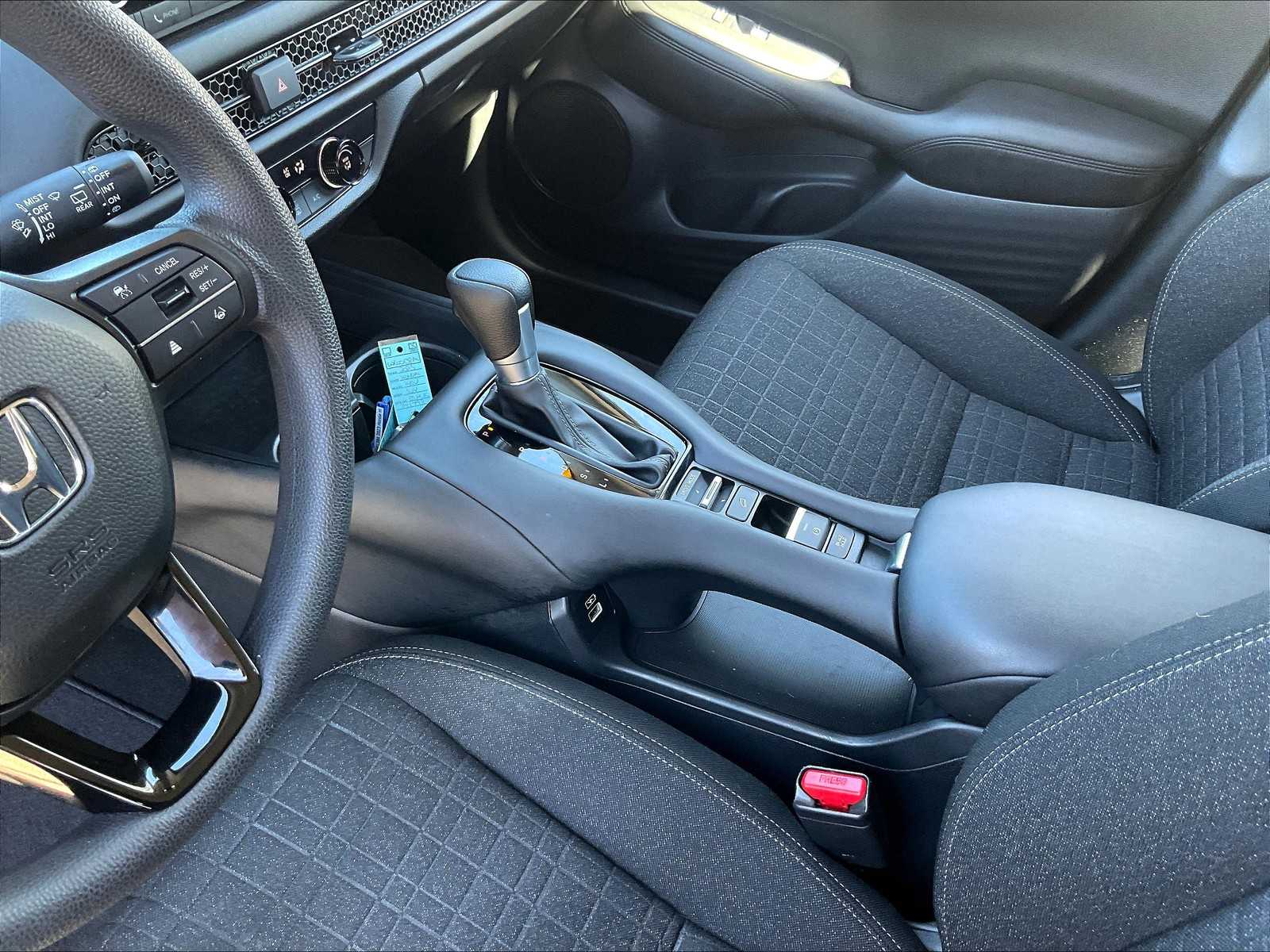 2023 Honda HR-V LX - Photo 16