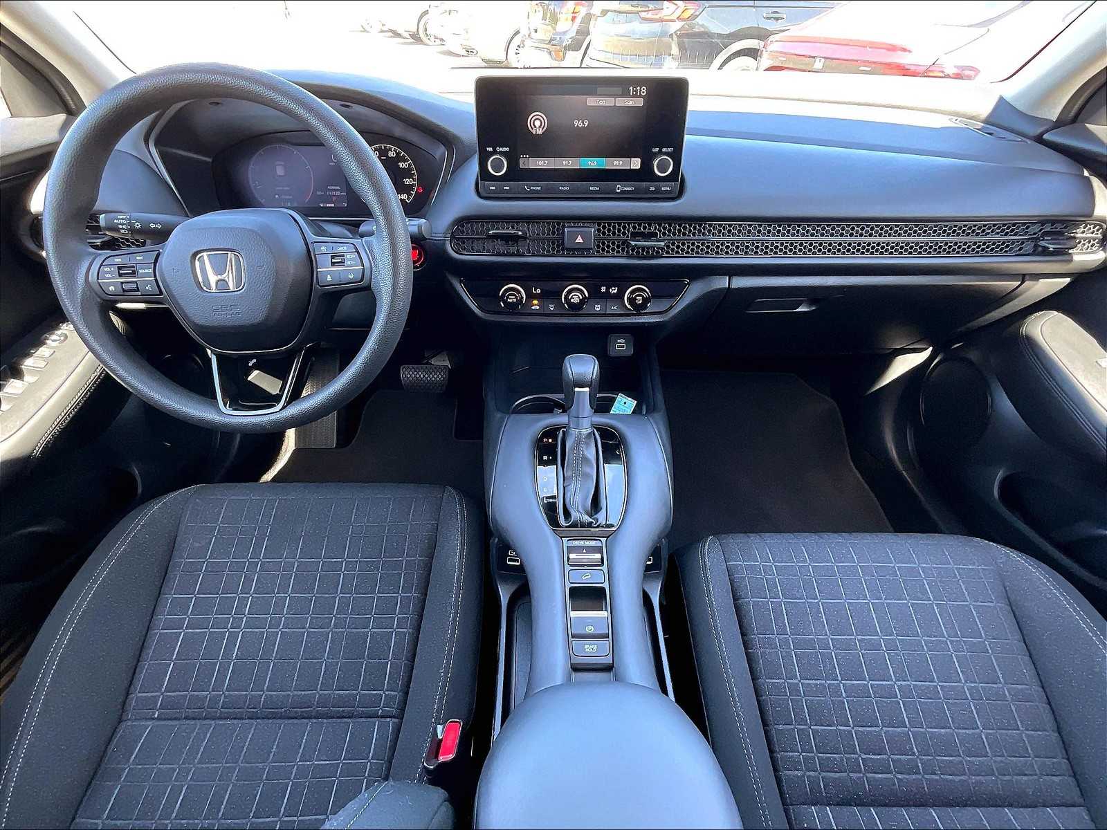 2023 Honda HR-V LX - Photo 17