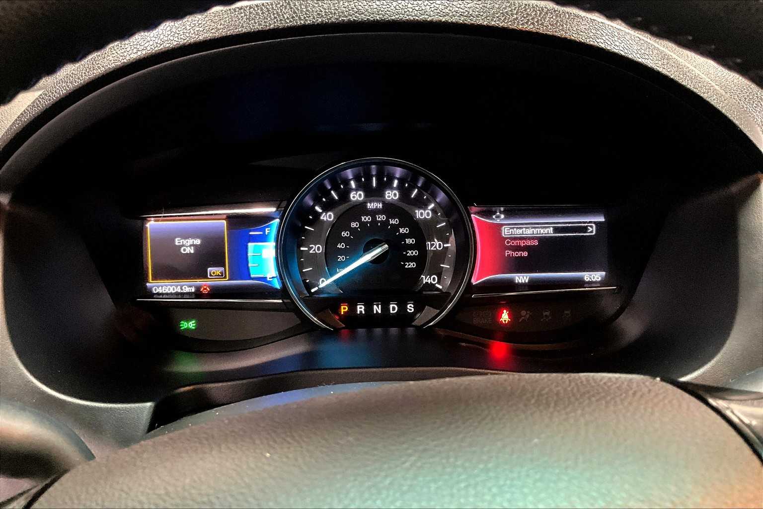 2017 Ford Explorer XLT - Photo 25