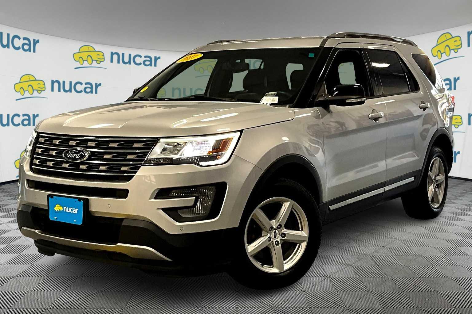 2017 Ford Explorer XLT - Photo 3