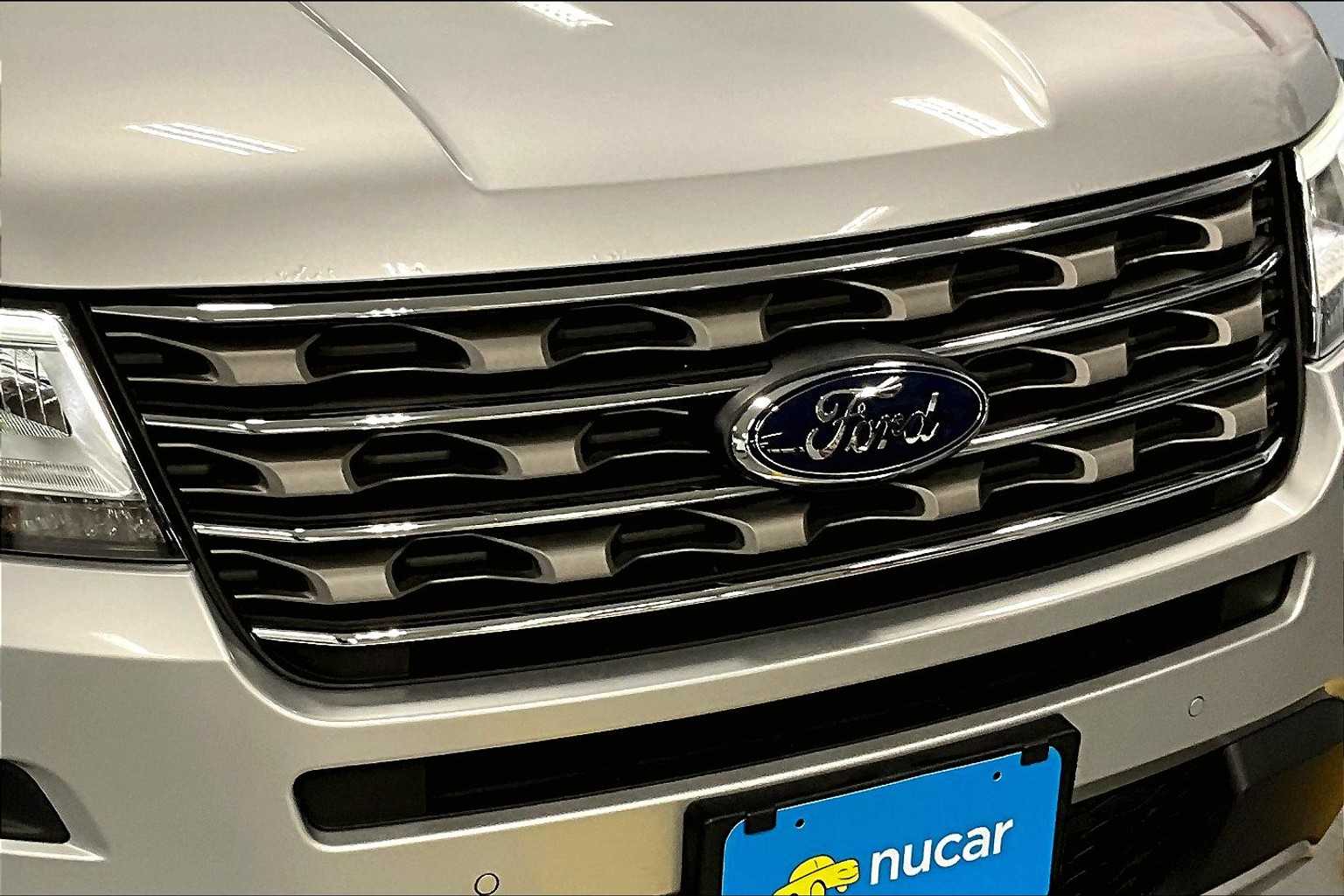 2017 Ford Explorer XLT - Photo 31