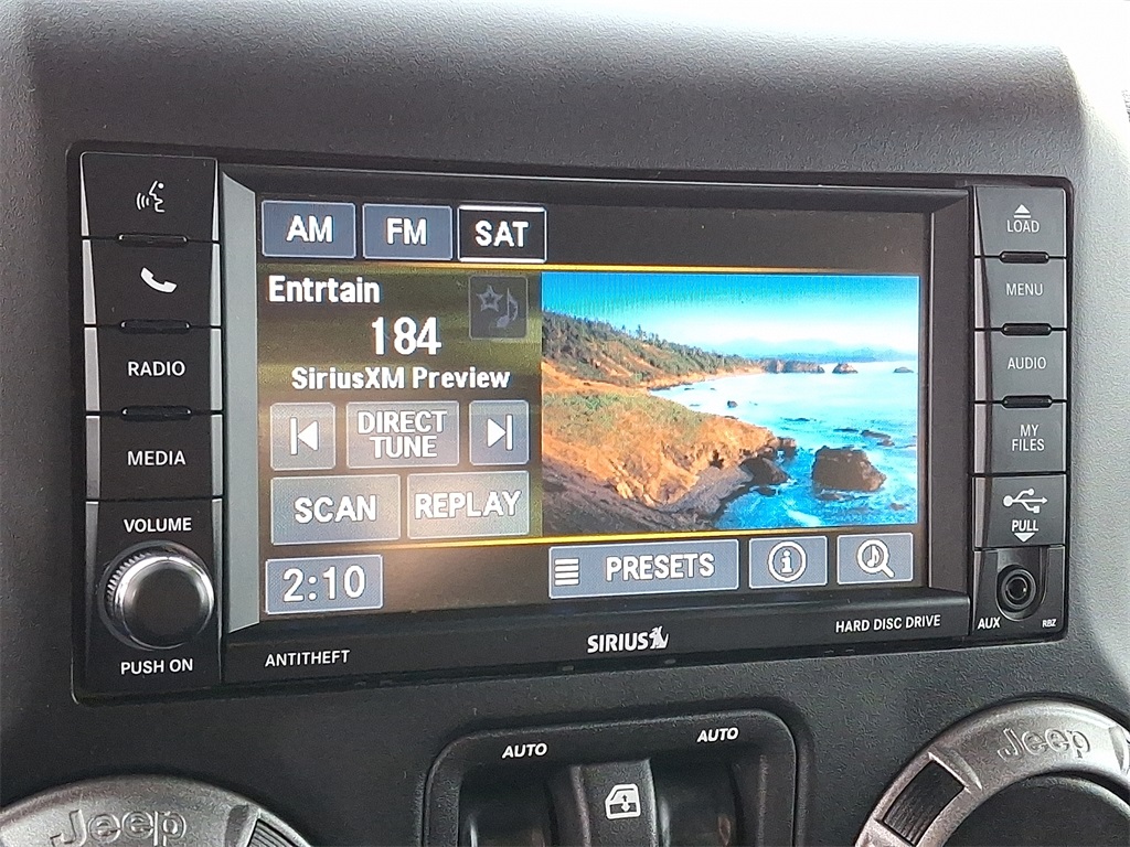 2018 Jeep Wrangler JK Willys Wheeler - Photo 17