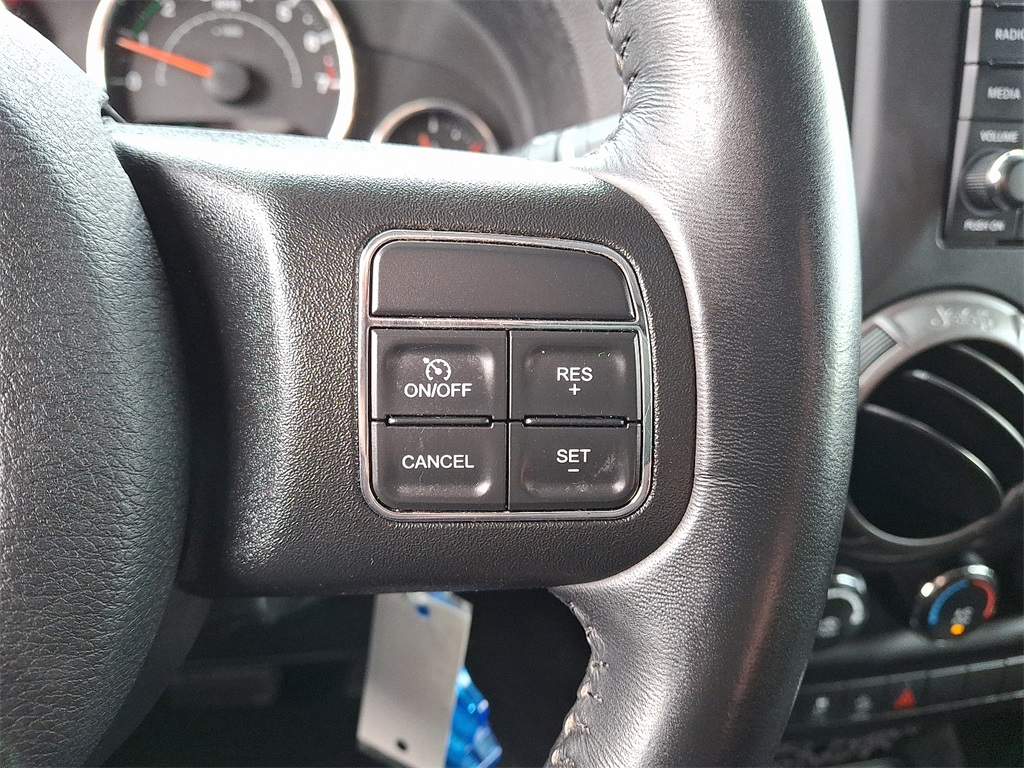 2018 Jeep Wrangler JK Willys Wheeler - Photo 20