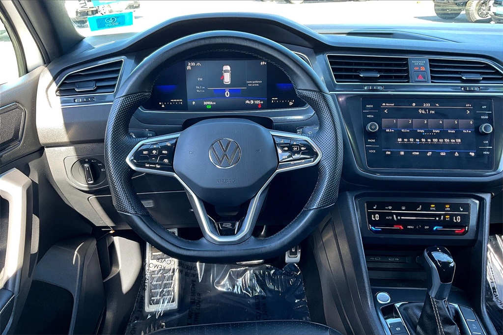 2023 Volkswagen Tiguan 2.0T SE R-Line Black - Photo 16