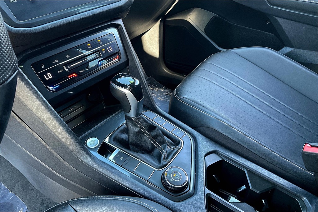 2023 Volkswagen Tiguan 2.0T SE R-Line Black - Photo 19