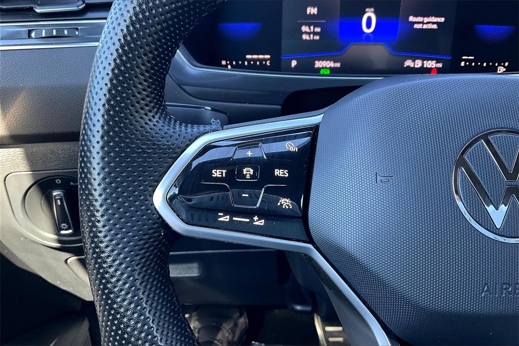 2023 Volkswagen Tiguan 2.0T SE R-Line Black - Photo 22
