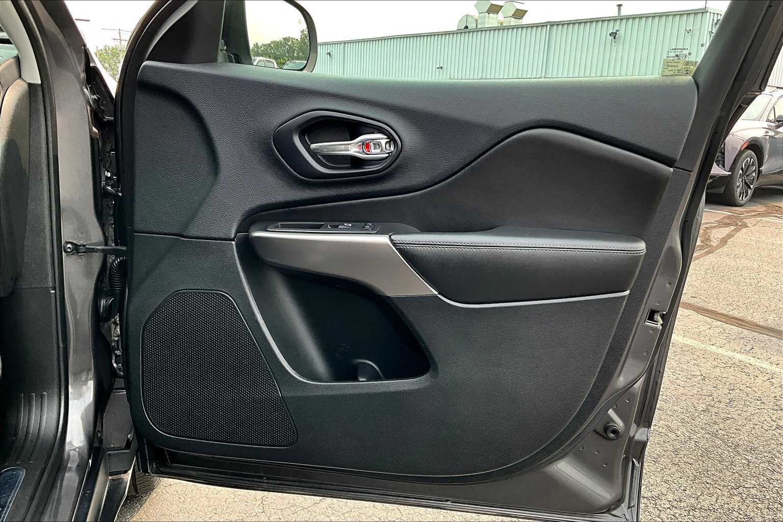 2019 Jeep Cherokee Limited - Photo 12