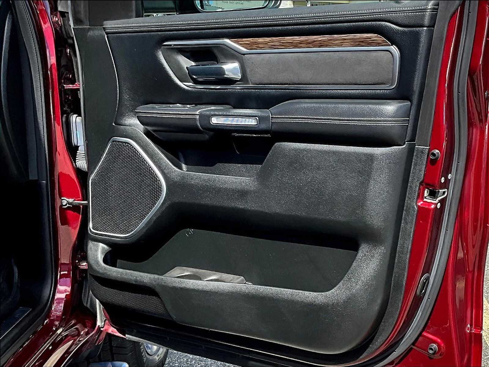 2019 Ram 1500 Laramie - Photo 12