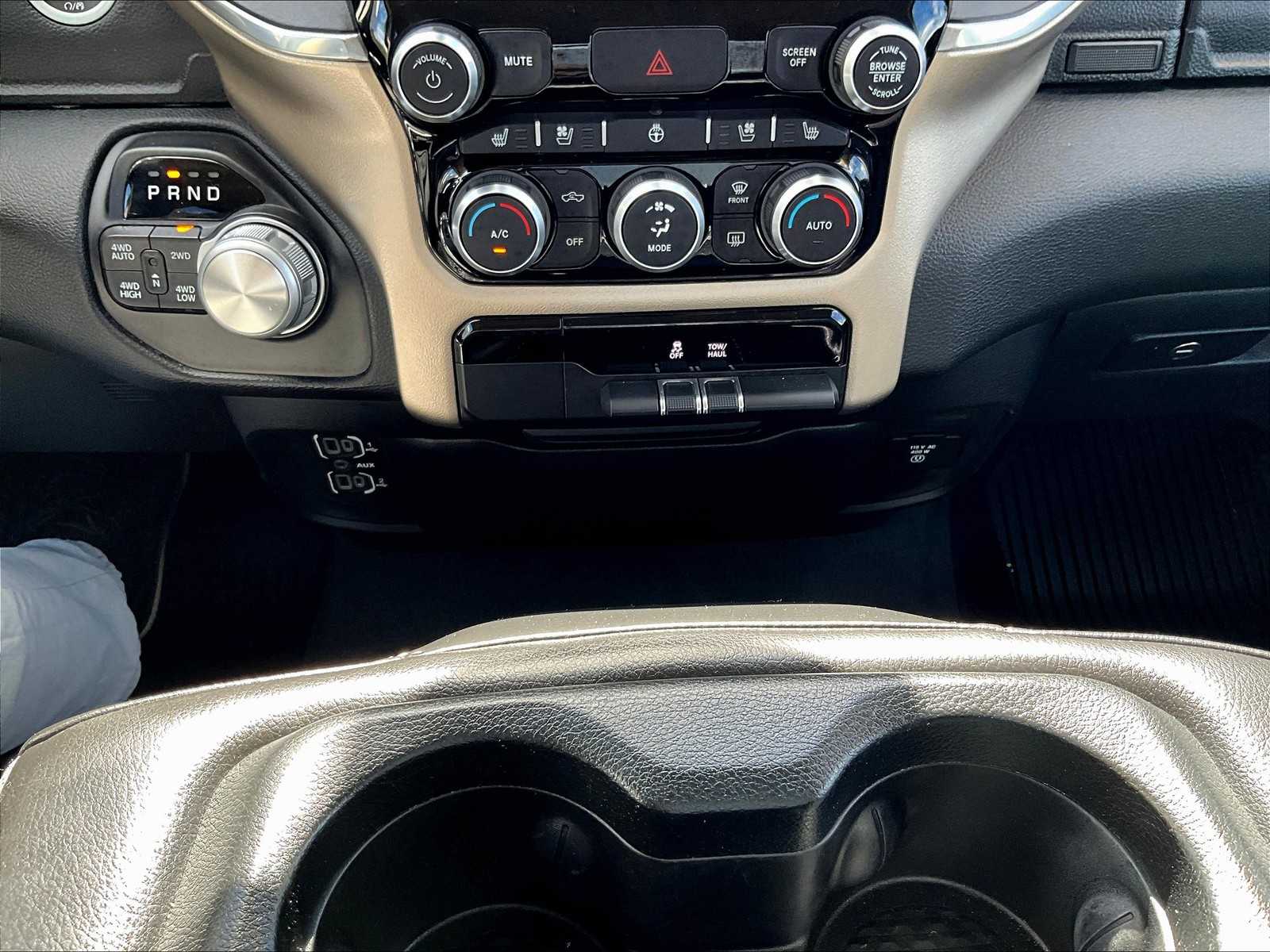 2019 Ram 1500 Laramie - Photo 25
