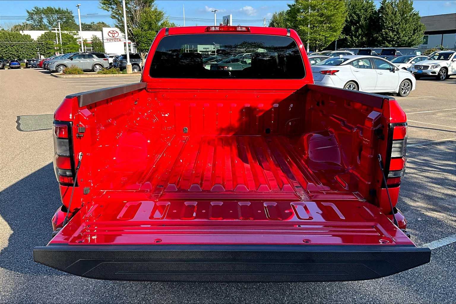 2025 Nissan Frontier SV - Photo 30