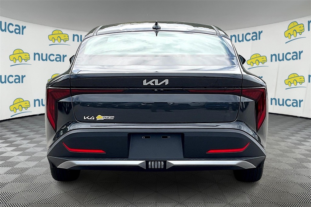 2025 Kia K4 LXS - Photo 6