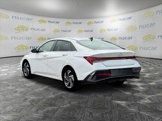 2025 Hyundai Elantra SEL Convenience - Photo 5