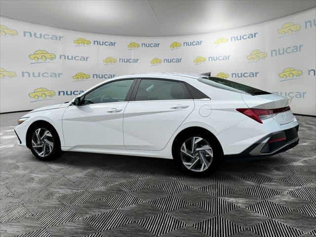 2025 Hyundai Elantra SEL Convenience - Photo 6