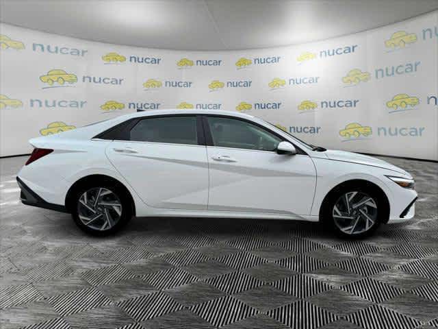 2025 Hyundai Elantra SEL Convenience - Photo 8