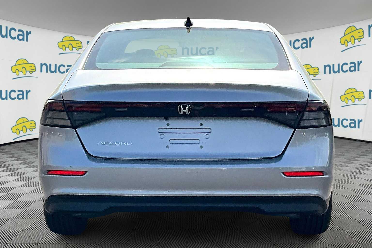 2025 Honda Accord SE - Photo 6