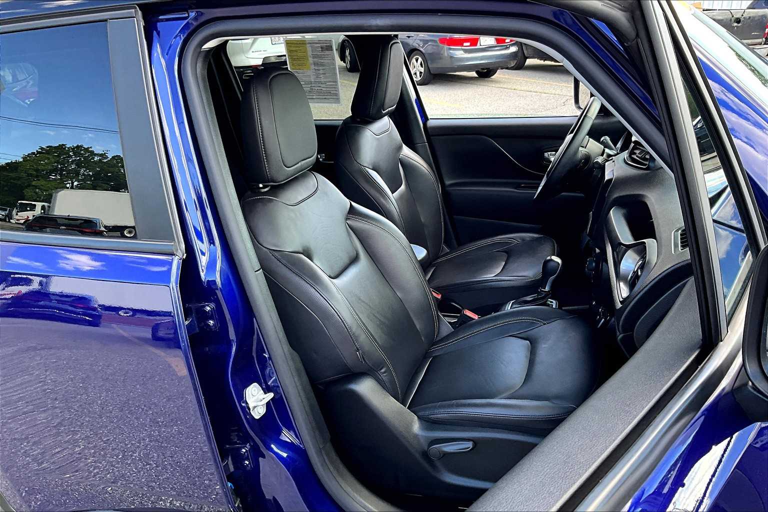 2021 Jeep Renegade Limited - Photo 11