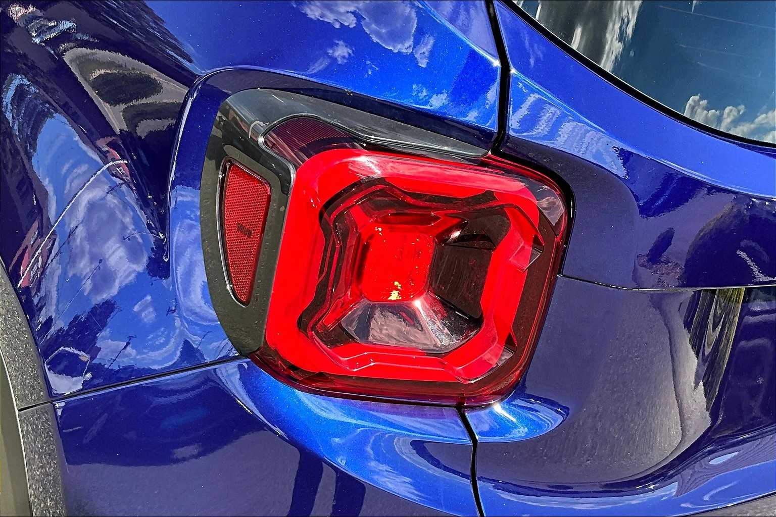2021 Jeep Renegade Limited - Photo 32