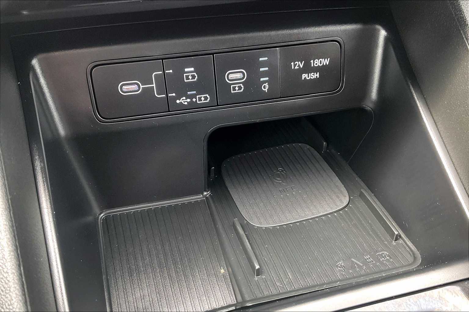 2025 Hyundai Santa Cruz Limited - Photo 26