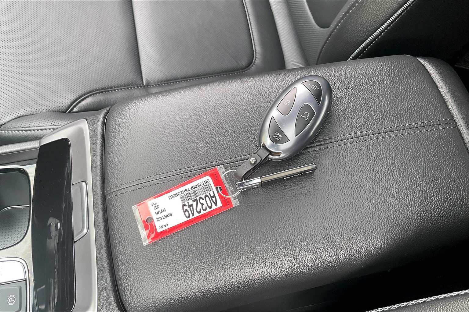 2025 Hyundai Santa Cruz Limited - Photo 29