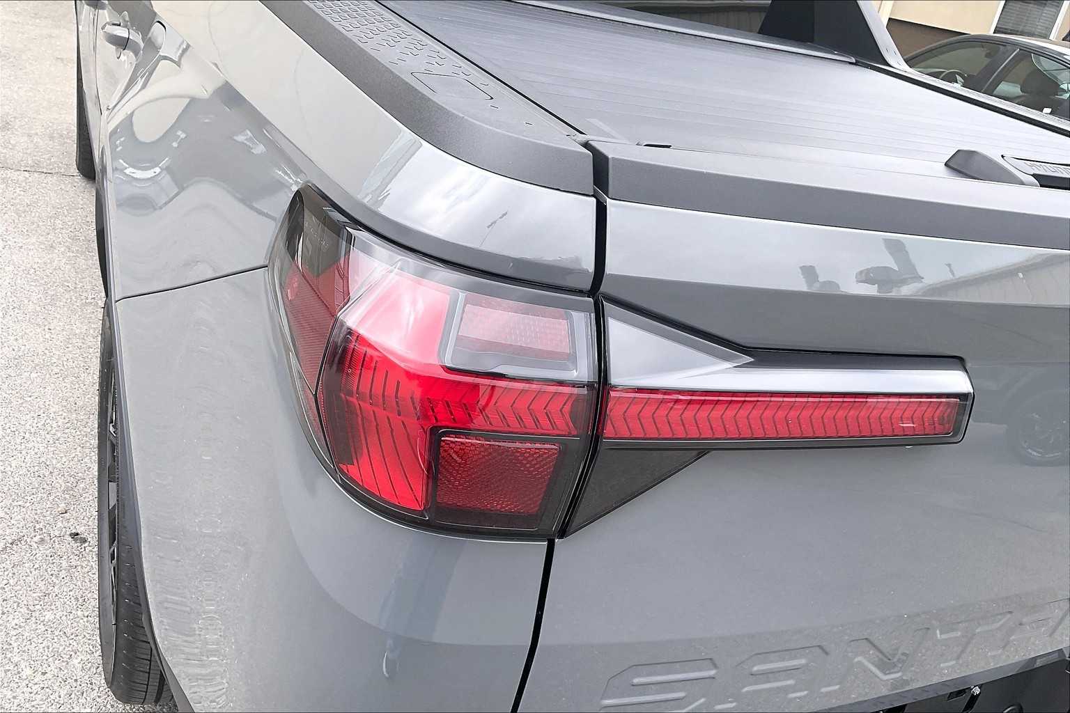 2025 Hyundai Santa Cruz Limited - Photo 32