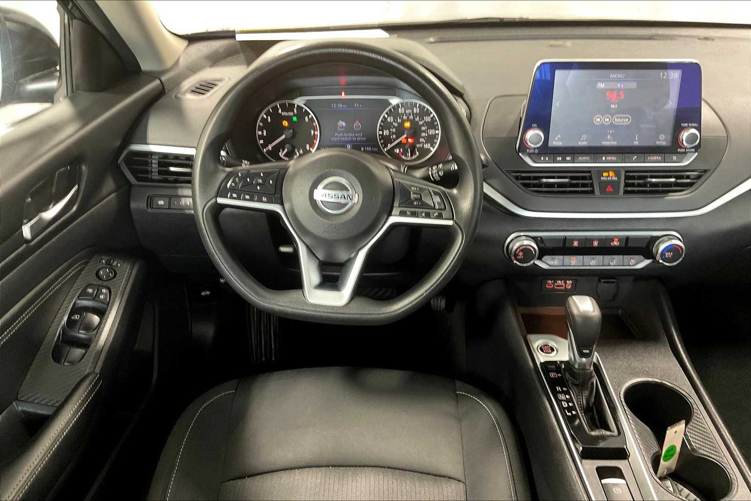 2019 Nissan Altima 2.5 S - Photo 17