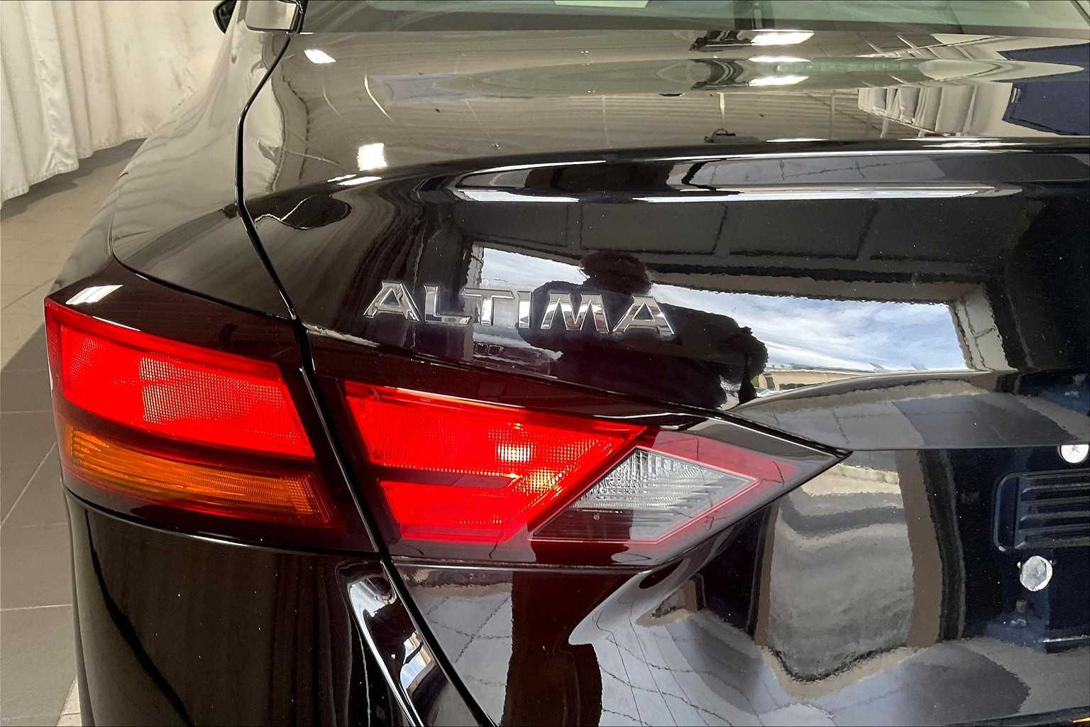 2019 Nissan Altima 2.5 S - Photo 28