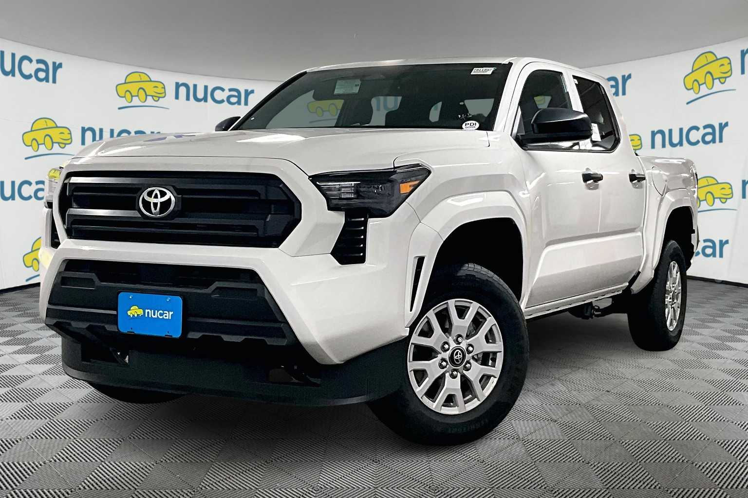 2025 Toyota Tacoma SR - Photo 4